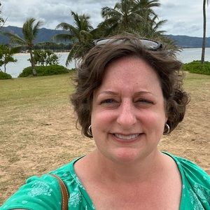 Meet your Posher, Laura